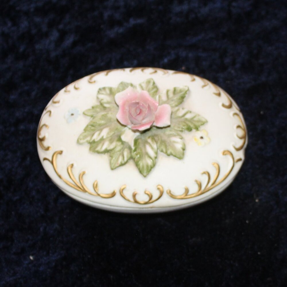 Vintage- Porclain Trinket Box  Rose accent on top